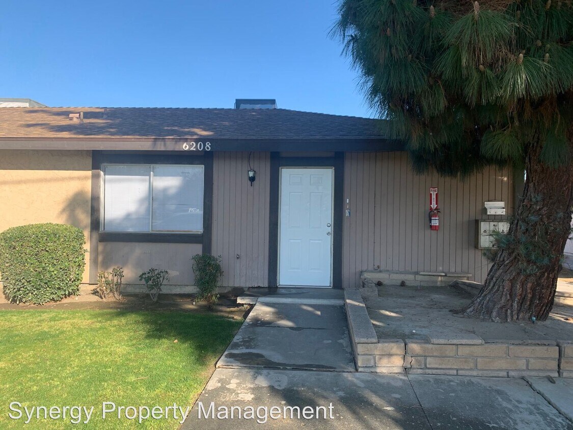 Foto principal - 6208 Stine Rd