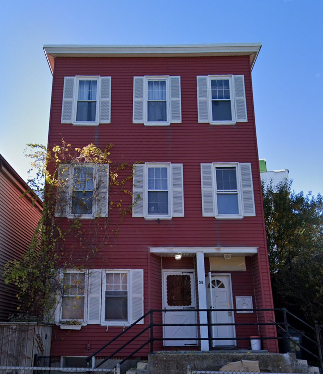 Building Photo - 58 Medford St