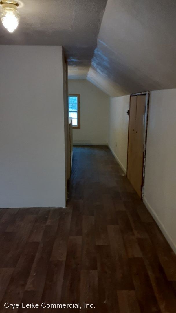 Building Photo - 3 br, 1 bath House - 7100 Sevierville Pike