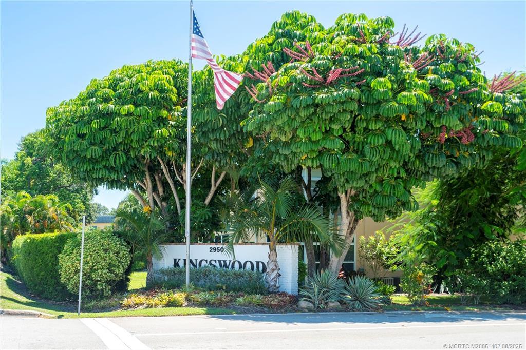 Foto principal - 2950 SE Ocean Blvd