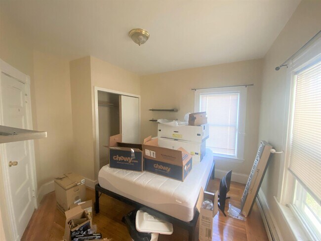 Foto del edificio - 243 Highland Ave