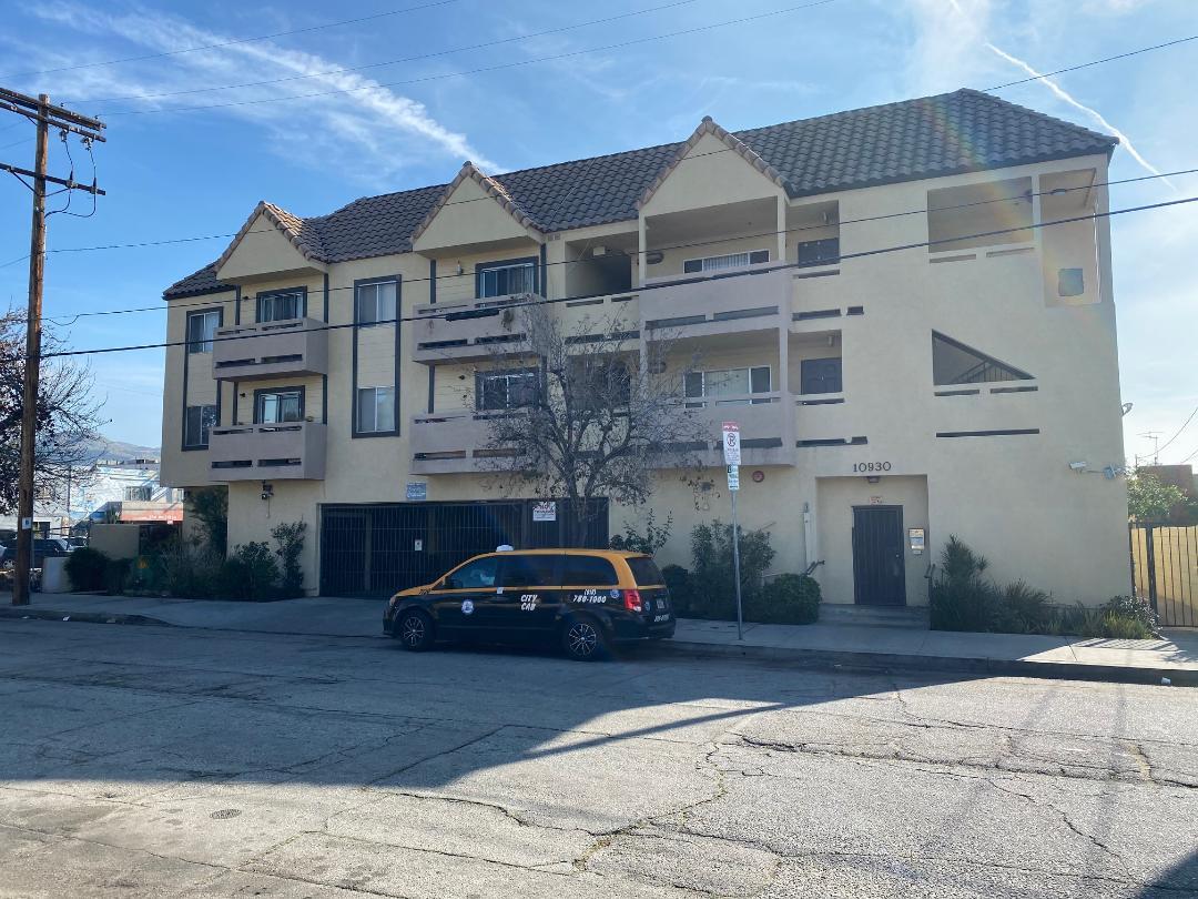 Building Photo - Ratner Apartments