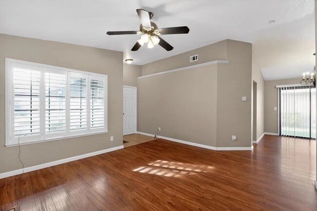 Building Photo - 6765 Koster Way