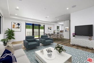 Building Photo - 621 Huntley Dr