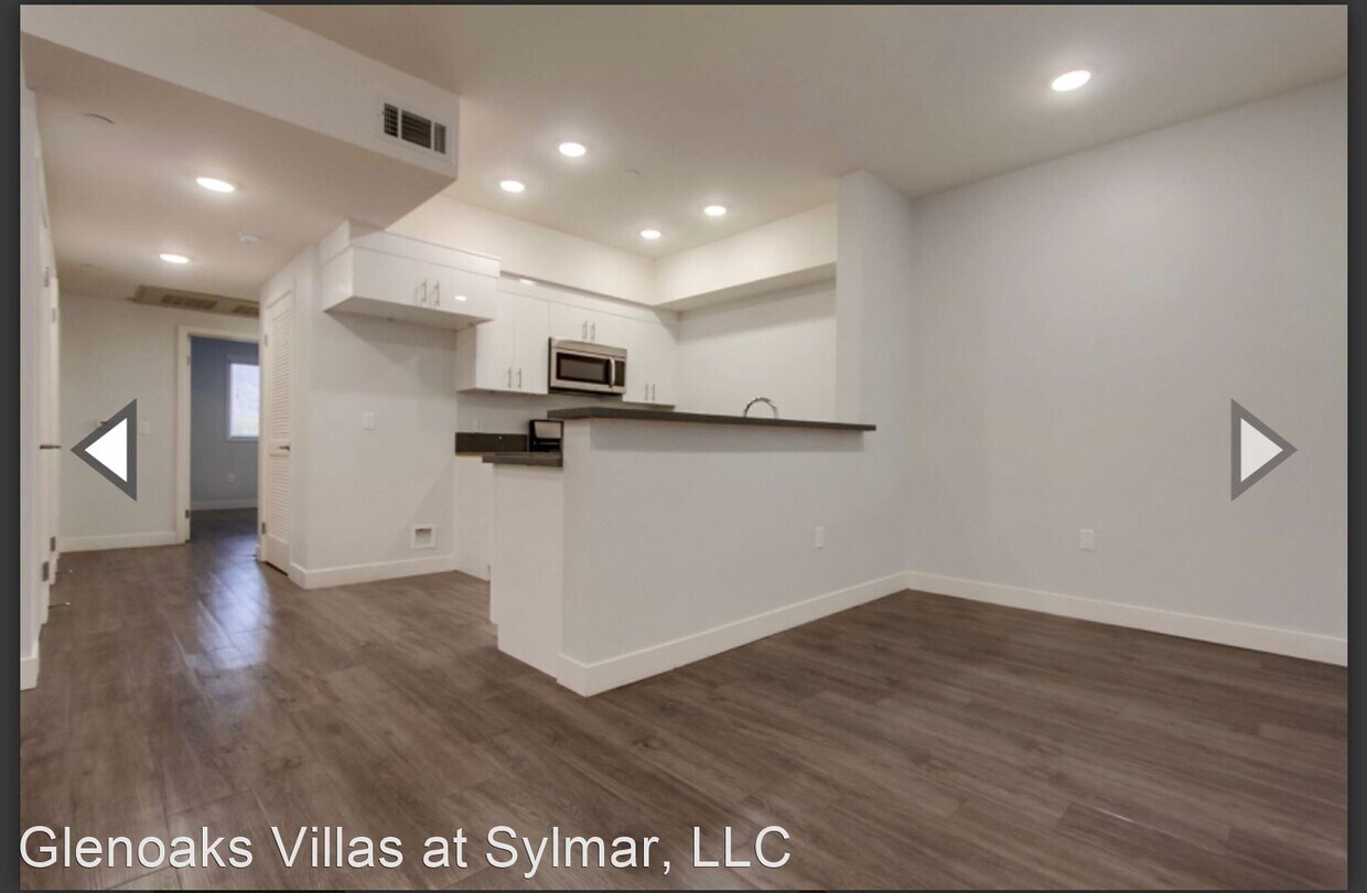Foto del edificio - 15150 Roxford St