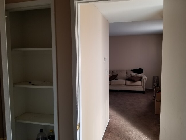 Foto del edificio - 12142 Laguna St