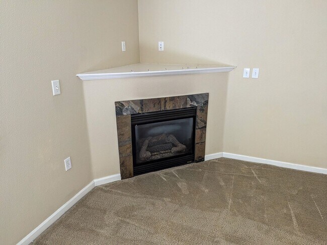 Foto del edificio - 1382 Glacier View St SE