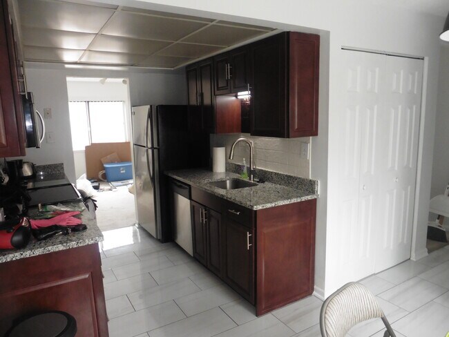 Building Photo - 8214 Mandan Ct