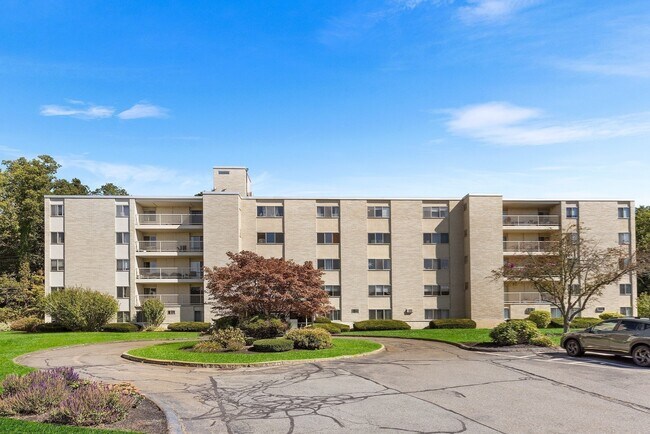 Foto del edificio - 300 Park Terrace Dr