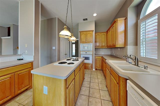 Building Photo - 3910 Compton Dr