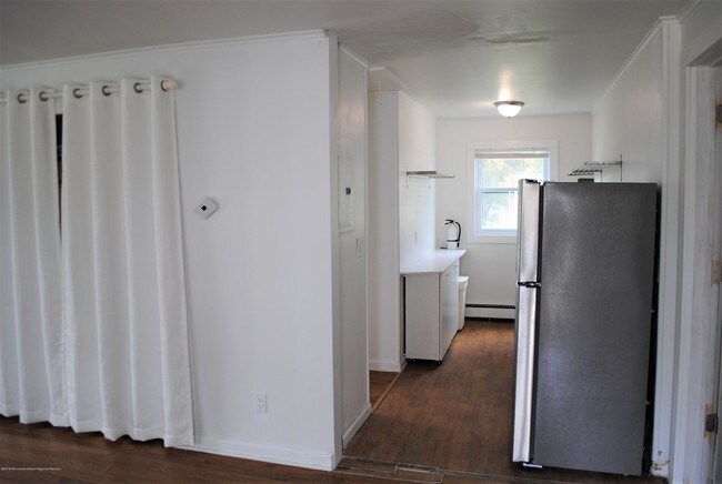 Foto del edificio - 1220 Maplewood Rd