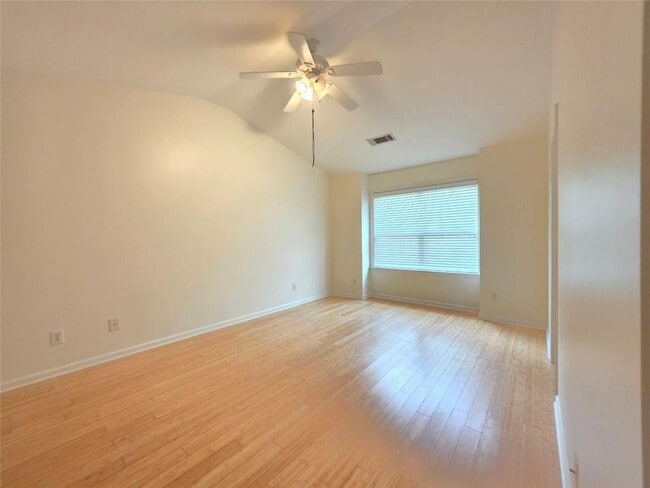 Building Photo - 1685 Southgate Mill Dr
