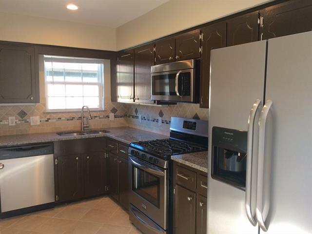 Foto del edificio - 1416 Elms Rd