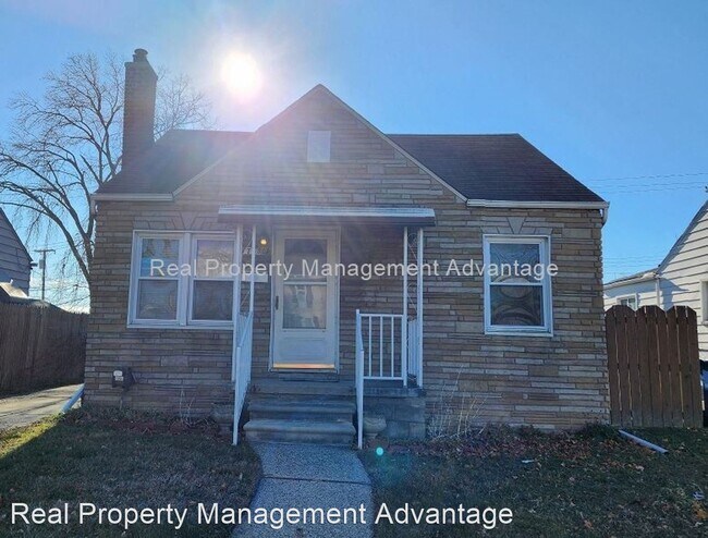Building Photo - 2 br, 1 bath House - 7580 Wood Ave.