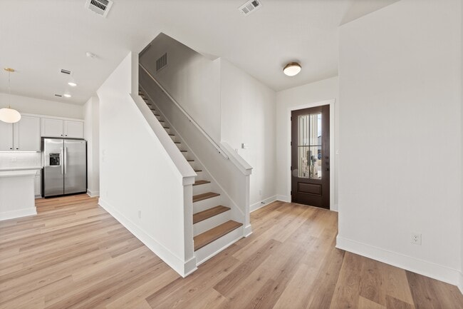 Foto del edificio - 6718 Abode Ave