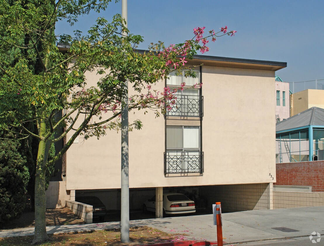 533 N Alfred St, Los Angeles, CA 90048 Apartments 533 N Alfred St Los