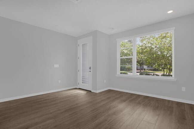 Foto del edificio - 8629 Tavistock Lakes Blvd