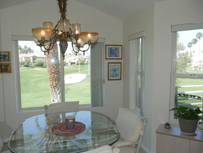 Foto del edificio - 78435 Magenta Dr