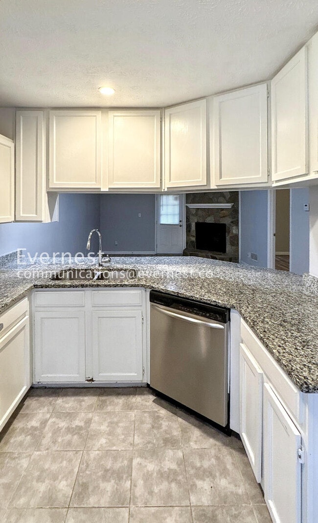 Foto del edificio - 1942 Cornell Way