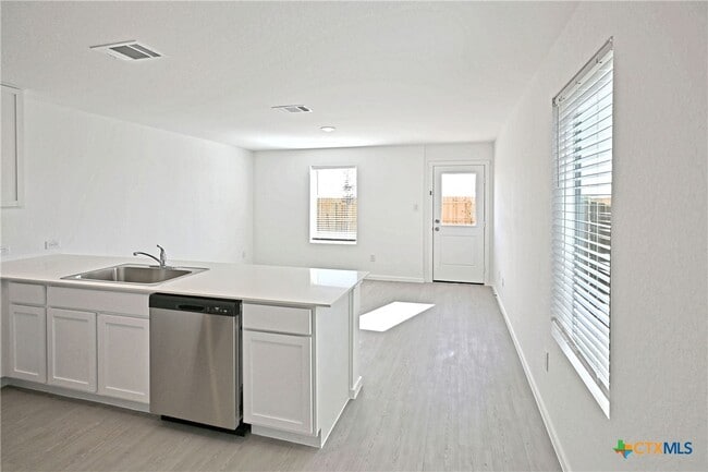 Foto del edificio - 11806 Bluebell Rdg