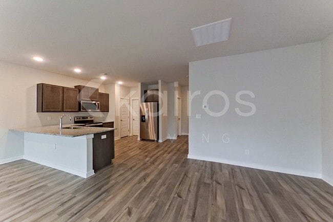 Foto del edificio - 6106 Taramore Ln NW