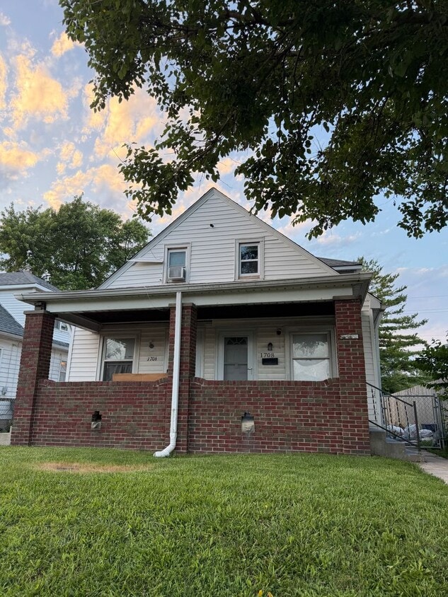 Photo - 1706 E Tabor St