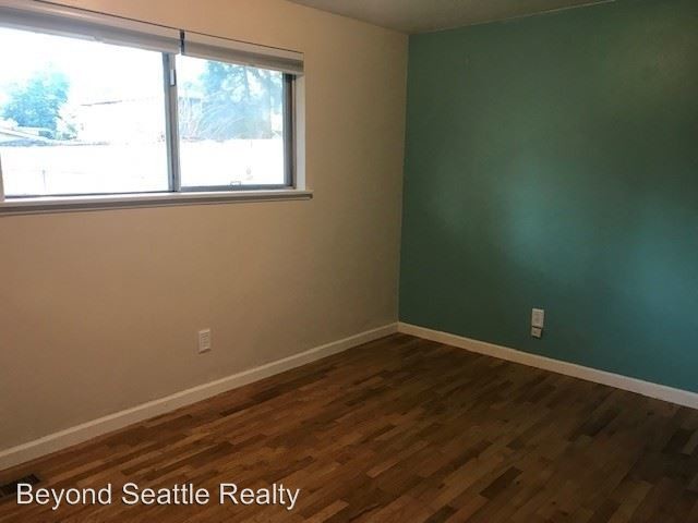 Foto del edificio - 3 br, 1 bath House - 9814 Lawndale Ave SW