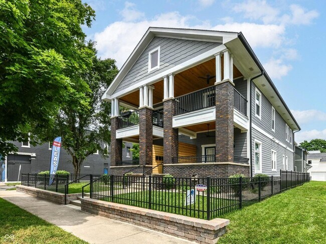 Foto del edificio - 2645 N College Ave