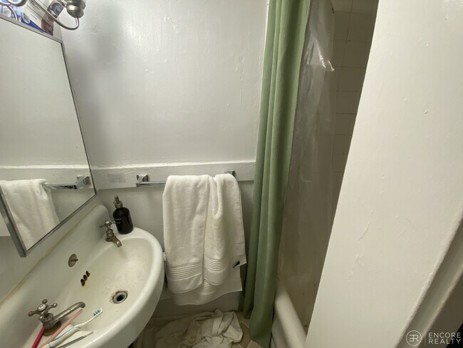 Foto del edificio - 58 Anderson St