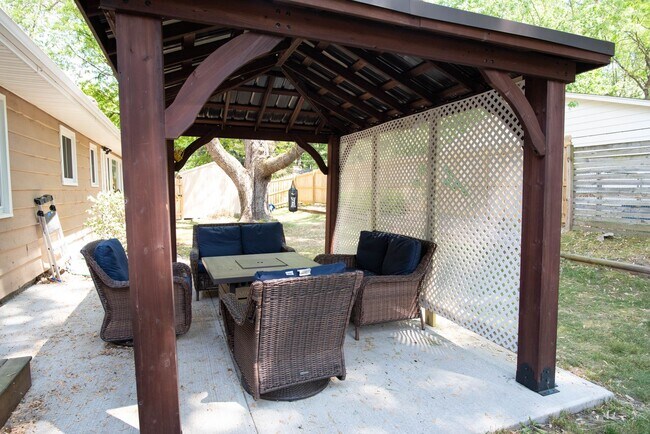 Foto del edificio - Four Bedroom Home in Portage