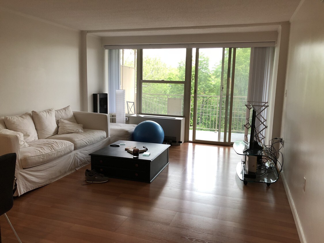 Foto principal - 293 Harvard St