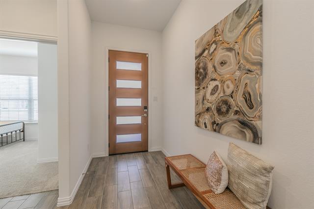 Foto del edificio - 2549 Birchcrest Dr