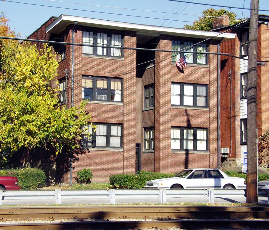 principal, vista - 2736 Broadway Ave
