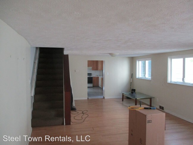 Building Photo - 3 br, 1 bath House - 4612 Carlton