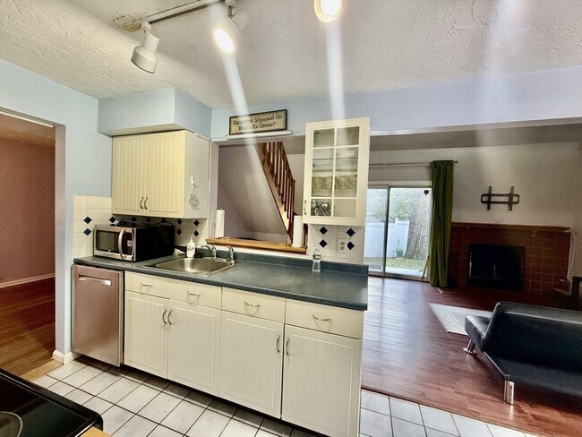 Foto del edificio - 197 Lake St