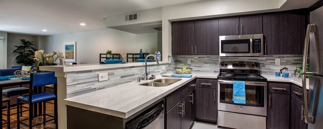 Building Photo - 433 Midvale - Student Housing at UCLA