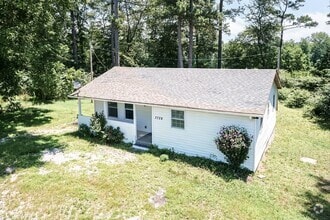 Building Photo - 3728 Gideon Dr