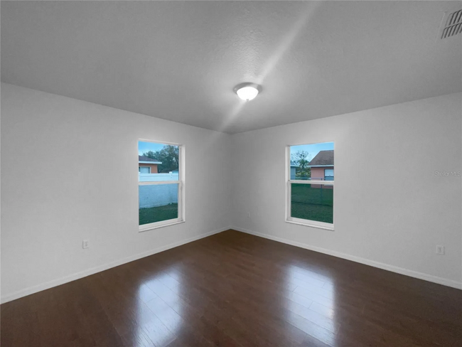 Building Photo - 546 Koala Dr