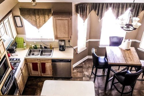 Foto del edificio - 656 Autumn Oaks Dr