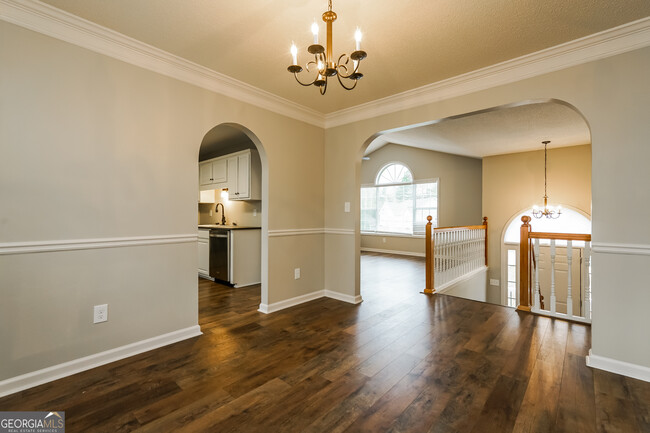 Foto del edificio - 89 Summer Creek Pl