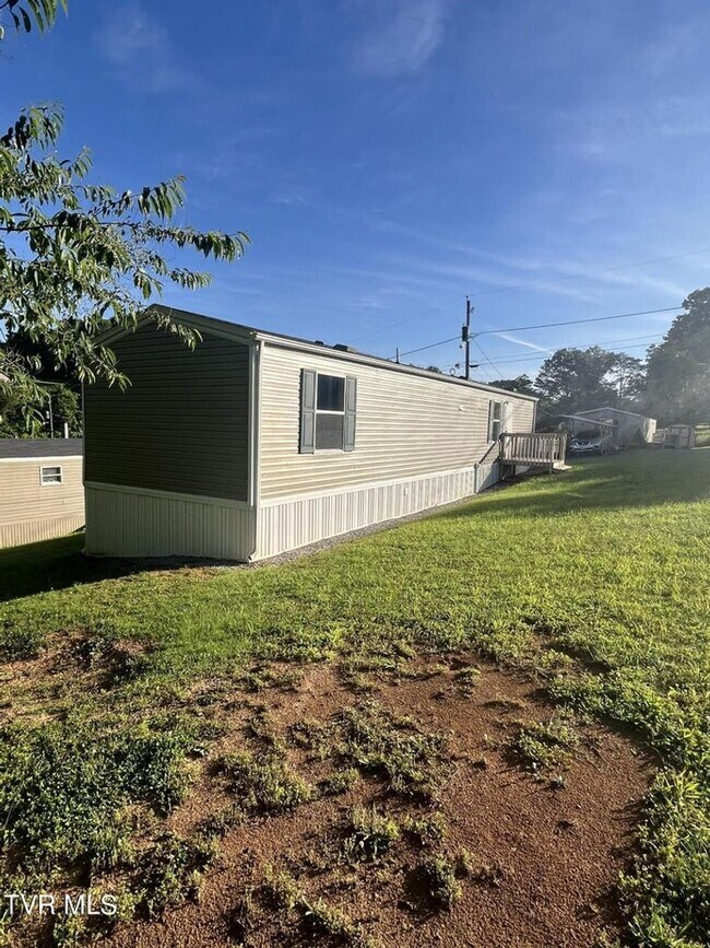 Building Photo - Clearview Mobile Home Park
