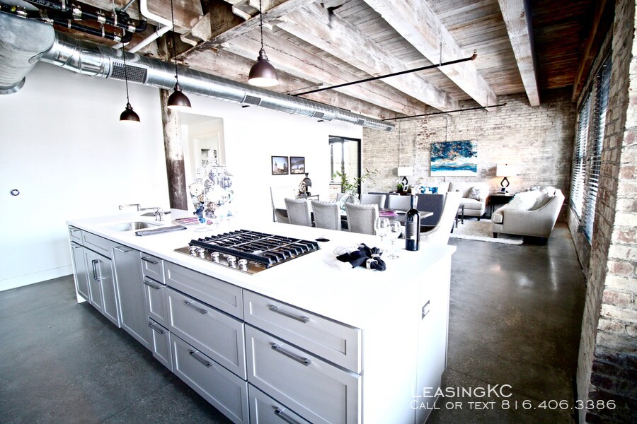 Primary Photo - ATLAS Lofts
