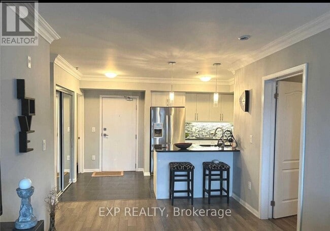 Photo du bâtiment - 60 Baycliffe Cres