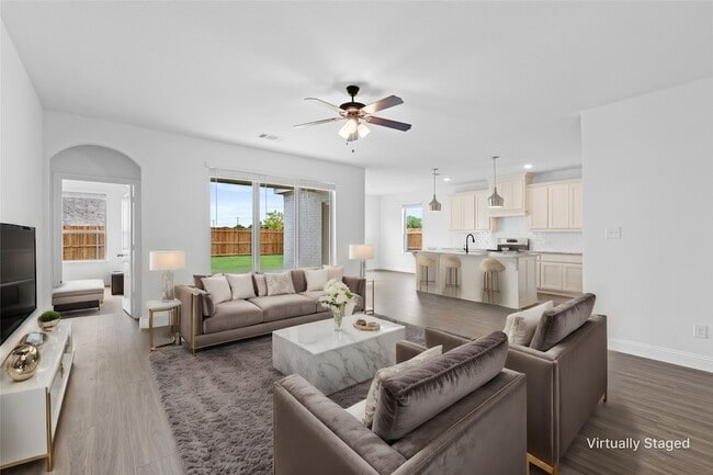 Foto del edificio - 2405 Peebles Ln