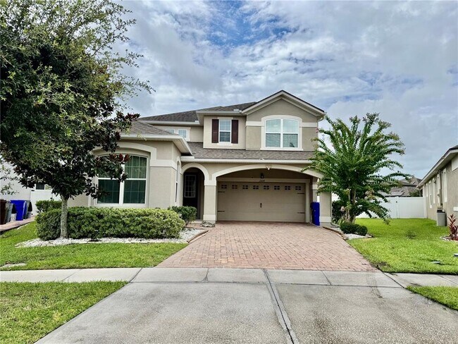Building Photo - 2504 Amati Dr