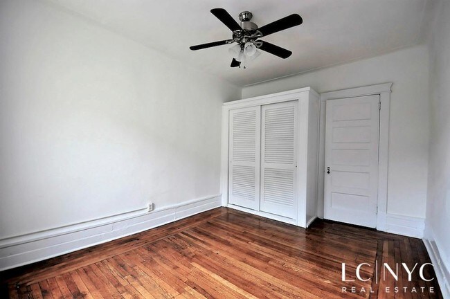 Foto del edificio - 784 Coney Island Ave