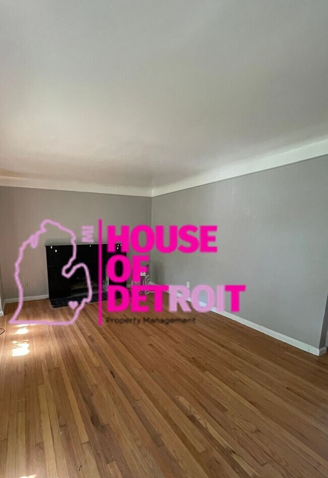Building Photo - 3 BEDROOM | 1 BATH | FREE PRE SCREEN