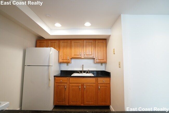 Building Photo - 109 Queensberry St