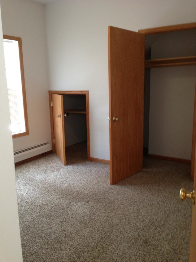 Primary Photo - 2229 4th Ave W