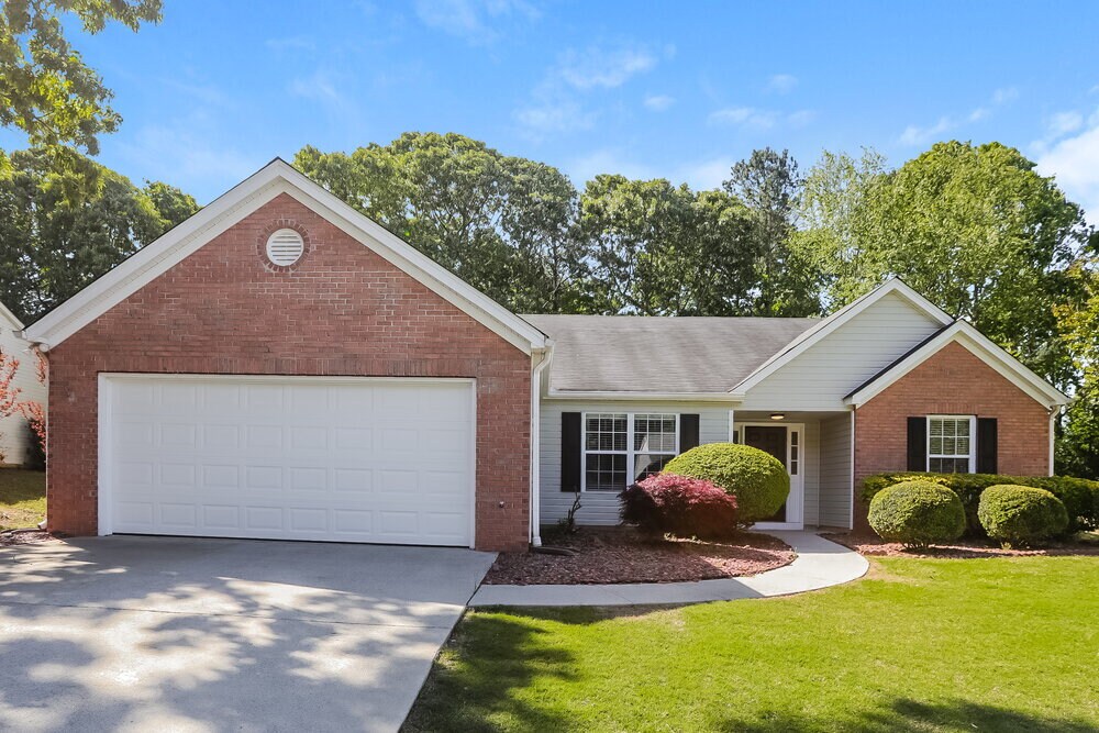 Primary Photo - 2747 Wilding Green Ln